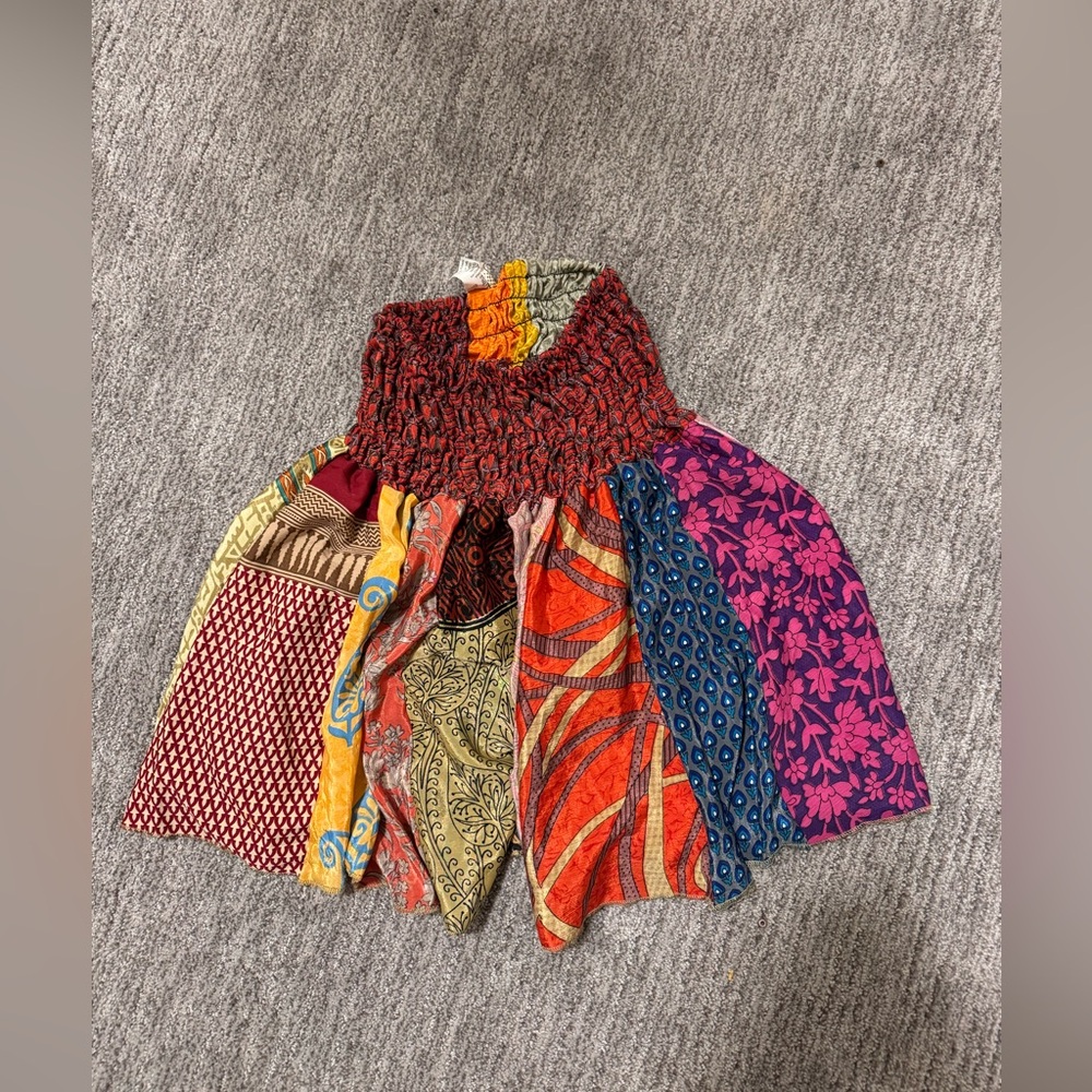 Hippie baggy shorts with elastic waist band